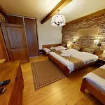 Marta, 200 M Apartmán *