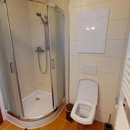 Marta, 200 M Apartamento Tatranská Lomnica